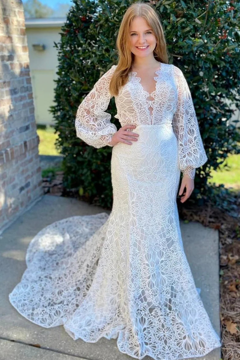 Vestido de novia de sirena con encaje, manga larga, espalda descubierta y cola de encaje